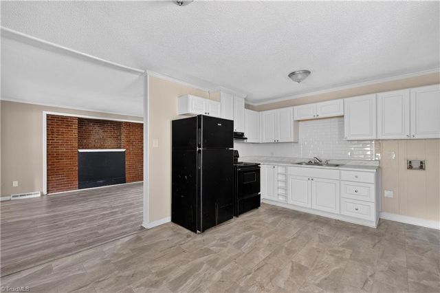 2601 Rosemary Drive, Winston-salem, NC 27105