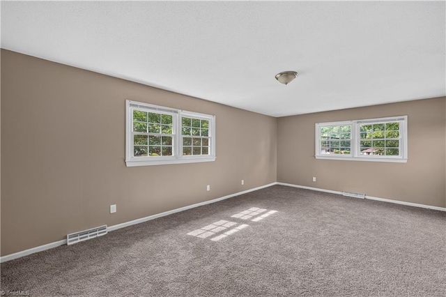 2601 Rosemary Drive, Winston-salem, NC 27105