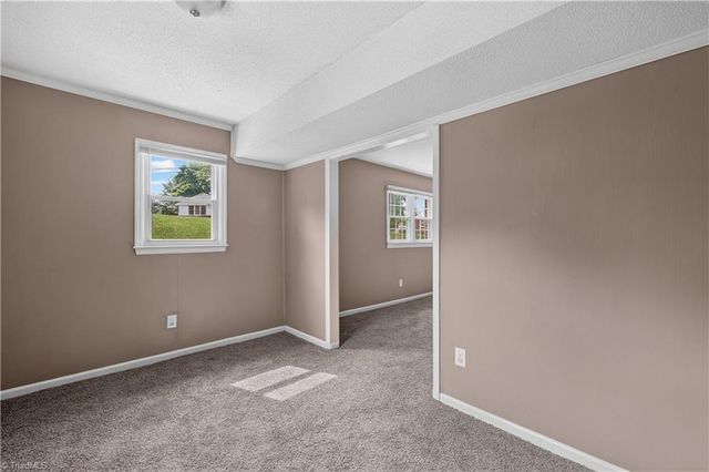 2601 Rosemary Drive, Winston-salem, NC 27105