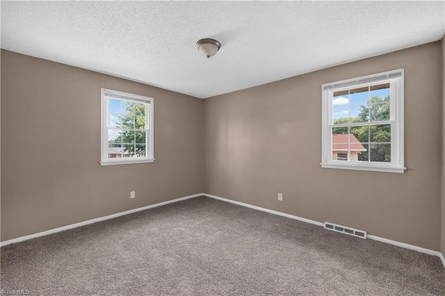 2601 Rosemary Drive, Winston-salem, NC 27105