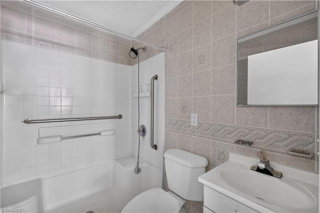 2601 Rosemary Drive, Winston-salem, NC 27105