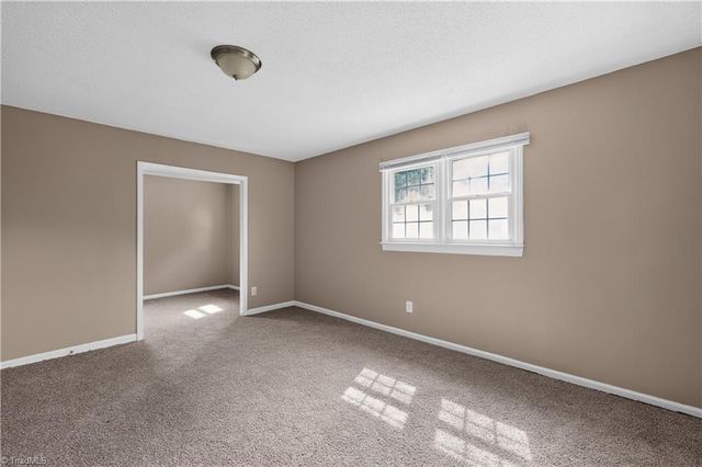 2601 Rosemary Drive, Winston-salem, NC 27105