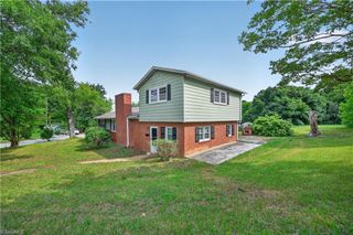 2601 Rosemary Drive, Winston-salem, NC 27105
