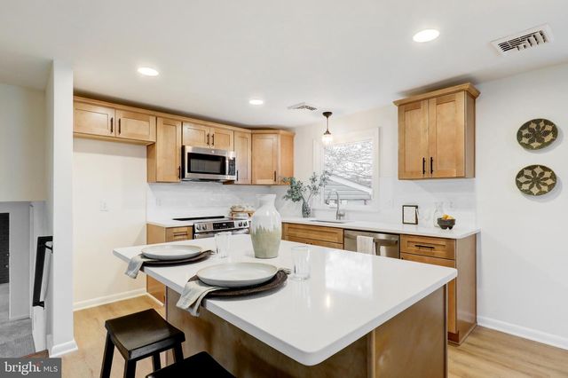 1118 EMERALD AVE, Lansdale, PA 19446