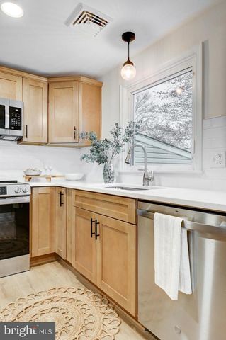 1118 EMERALD AVE, Lansdale, PA 19446