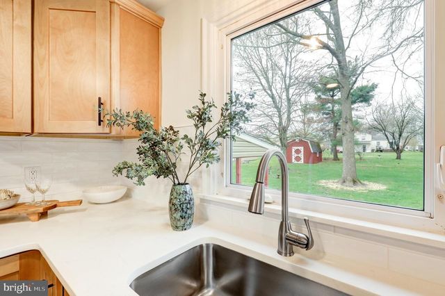 1118 EMERALD AVE, Lansdale, PA 19446