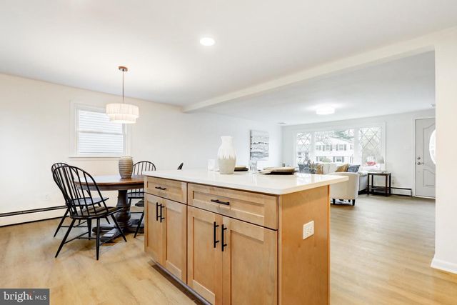 1118 EMERALD AVE, Lansdale, PA 19446