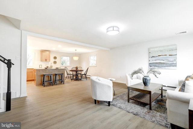 1118 EMERALD AVE, Lansdale, PA 19446