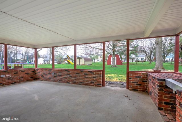 1118 EMERALD AVE, Lansdale, PA 19446