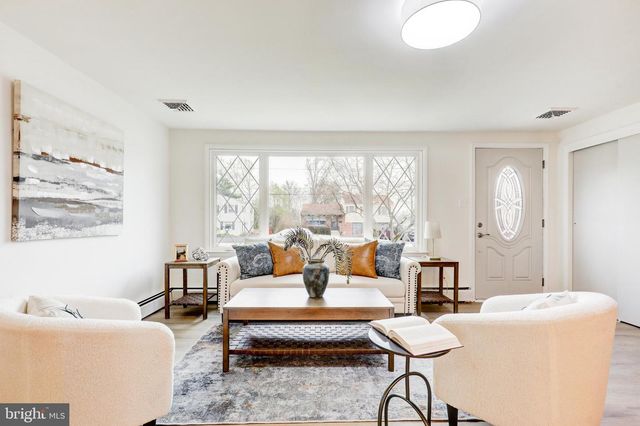 1118 EMERALD AVE, Lansdale, PA 19446