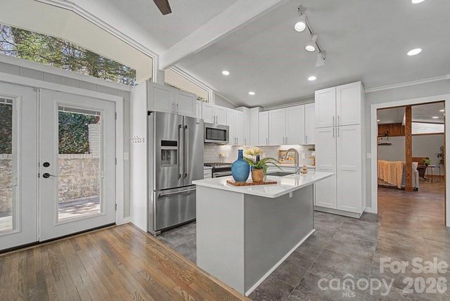 240 North Country Club Drive, Cullowhee, NC 28723