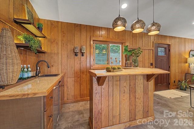 240 North Country Club Drive, Cullowhee, NC 28723