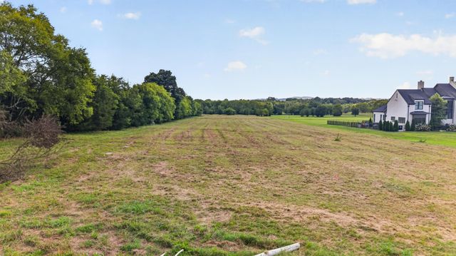 1 Trice Rd, Lebanon, TN 37087