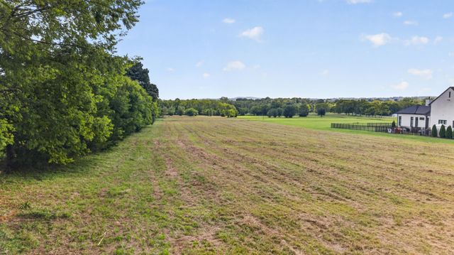 1 Trice Rd, Lebanon, TN 37087