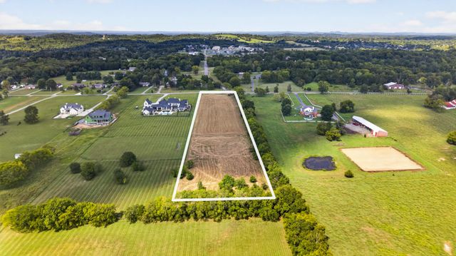 1 Trice Rd, Lebanon, TN 37087