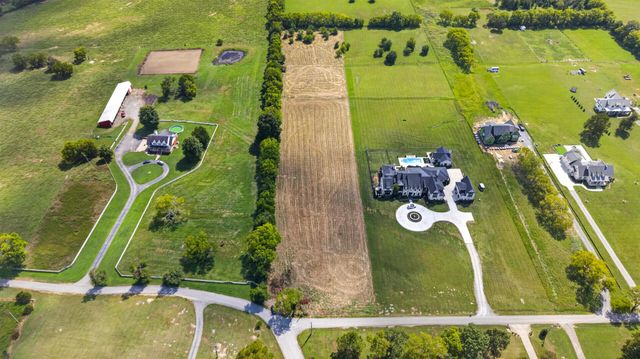 1 Trice Rd, Lebanon, TN 37087