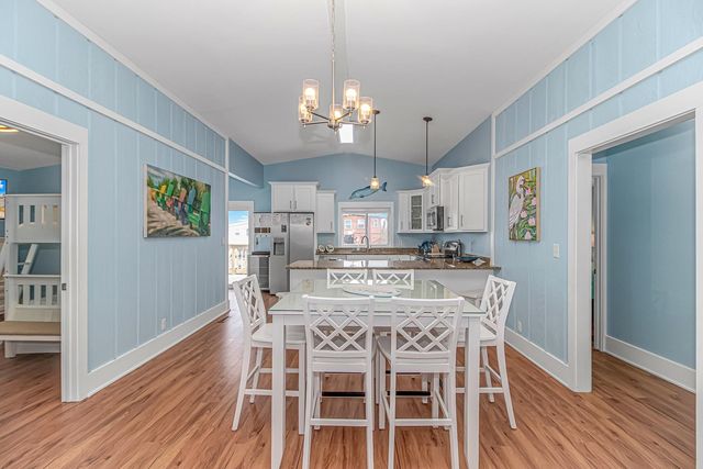 304 42nd Ave. N, North Myrtle Beach, SC 29582