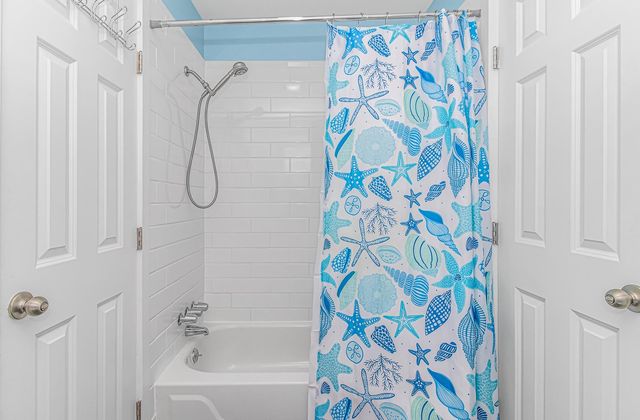 304 42nd Ave. N, North Myrtle Beach, SC 29582