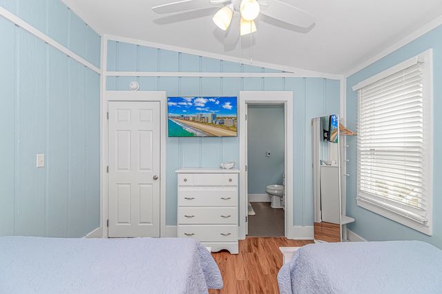 304 42nd Ave. N, North Myrtle Beach, SC 29582