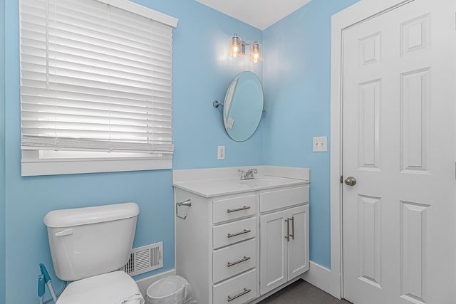 304 42nd Ave. N, North Myrtle Beach, SC 29582