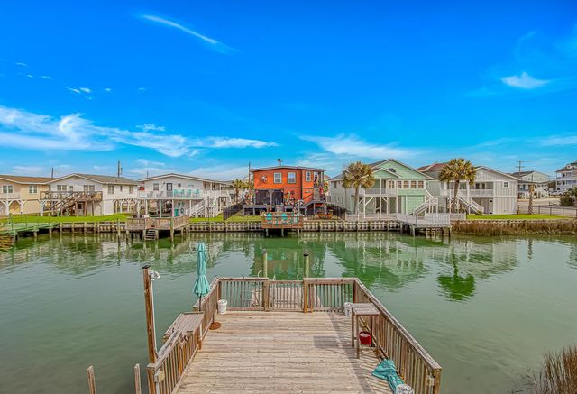 304 42nd Ave. N, North Myrtle Beach, SC 29582