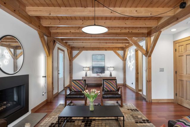 263 Long Sands Road Unit 2, York, ME 03909