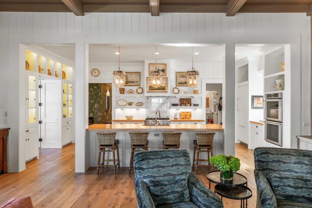 Image 29 of property listing at 111 Riverland Drive, Charleston, SC 29412