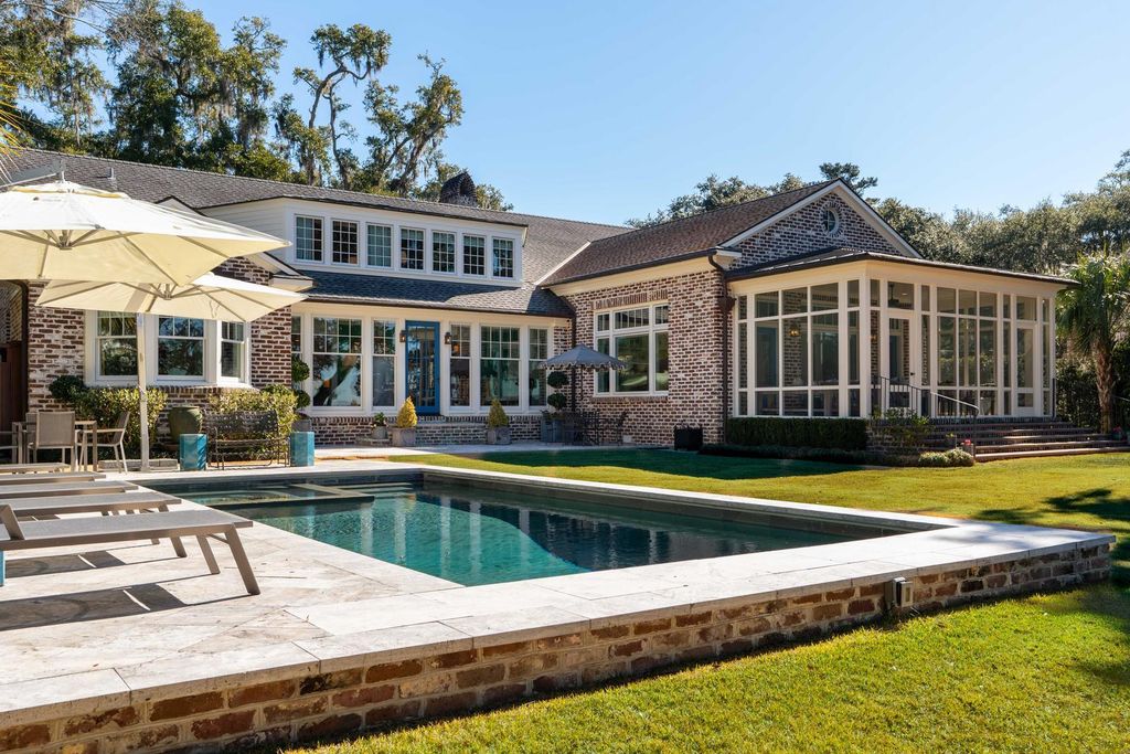 Image 69 of property listing at 111 Riverland Drive, Charleston, SC 29412