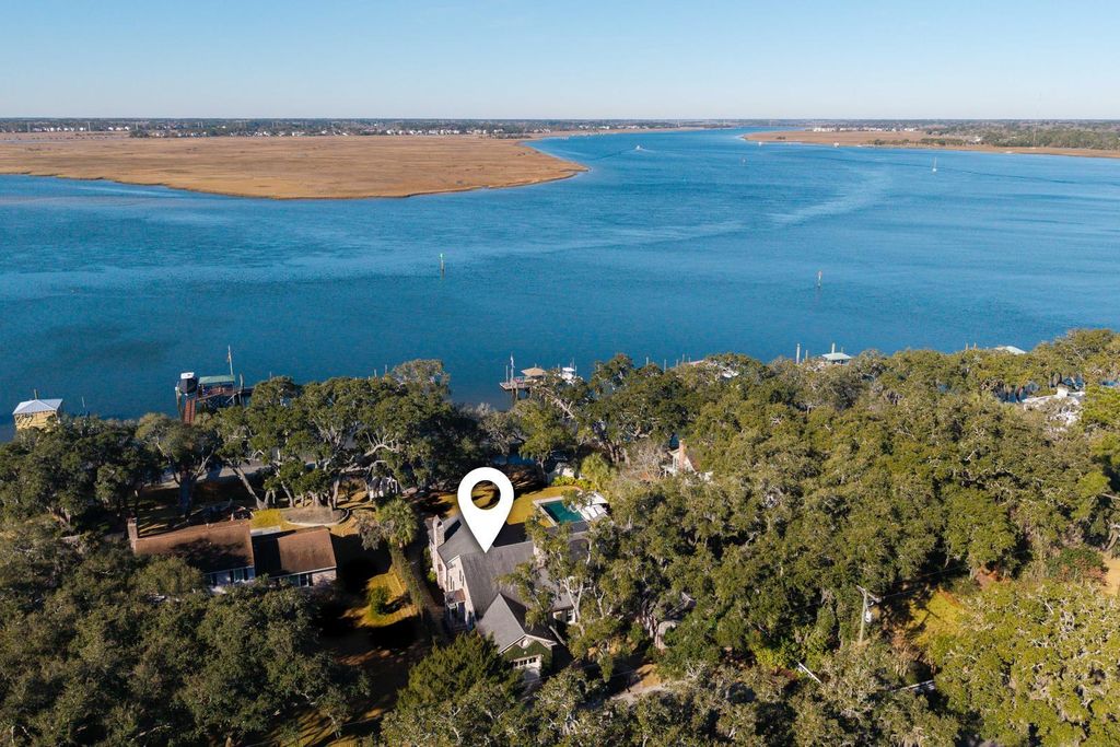 Image 85 of property listing at 111 Riverland Drive, Charleston, SC 29412