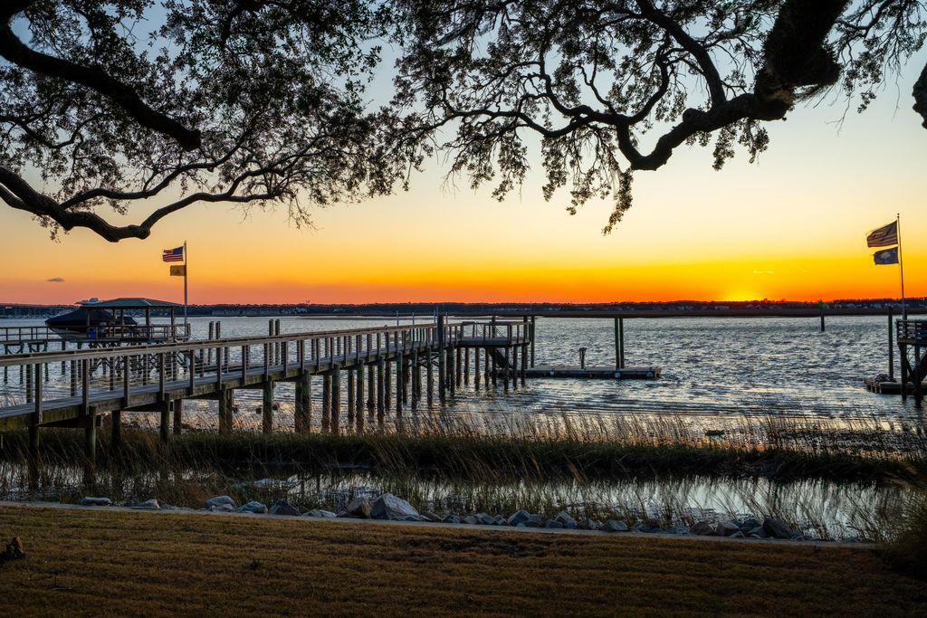 Image 89 of property listing at 111 Riverland Drive, Charleston, SC 29412