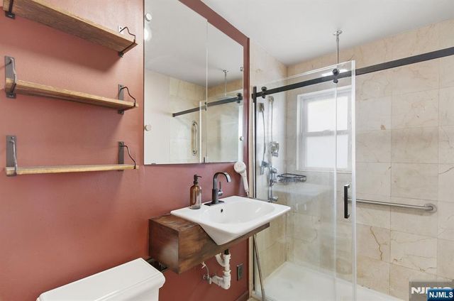 205 Bergen Turnpike 2G, Ridgefield Park, NJ 07660