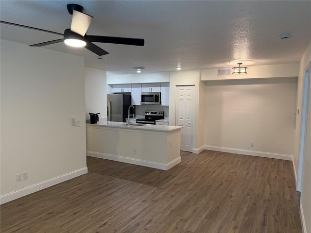 3024 PARKWAY BOULEVARD 306, Kissimmee, FL 34747