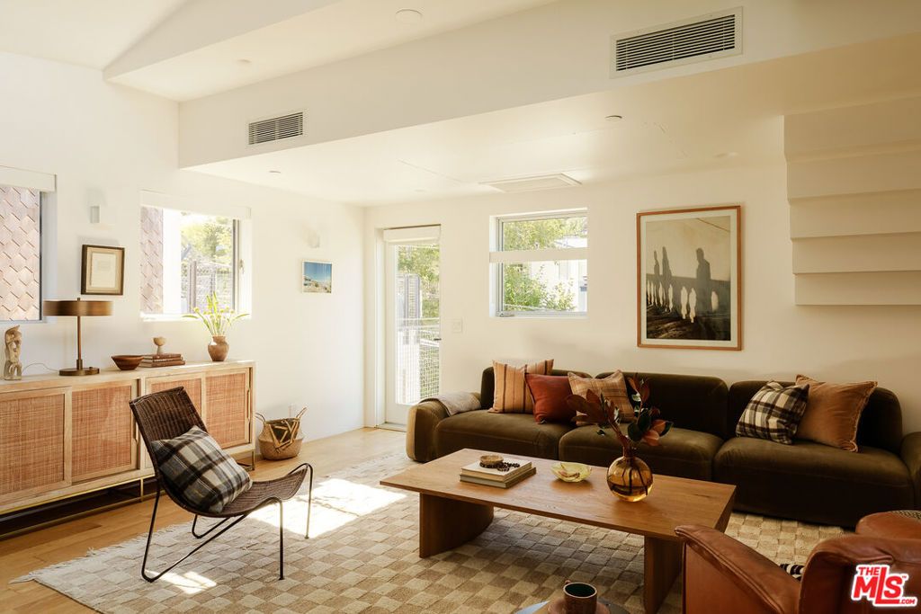 8866 Wonderland Avenue, Los Angeles, CA 90046 — photo 4