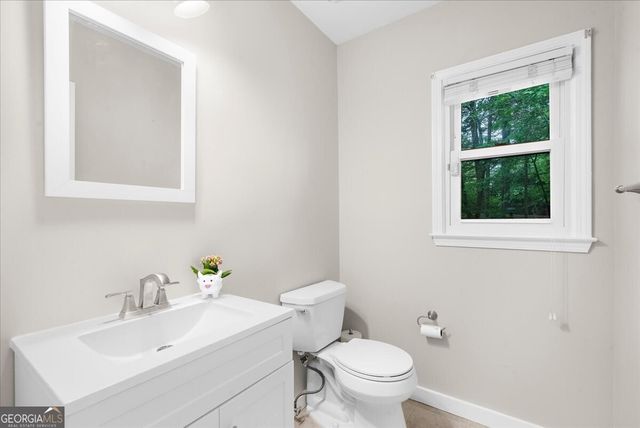 350 Oak Terrace, Alpharetta, GA 30009
