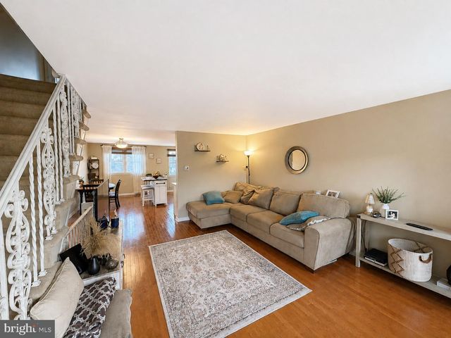 219 STRATFORD RD, Glenolden, PA 19036