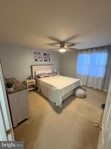 219 STRATFORD RD, Glenolden, PA 19036