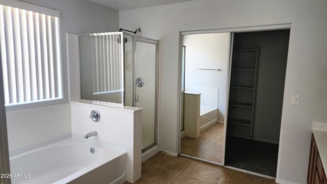 11229 W CHASE Drive, Avondale, AZ 85323