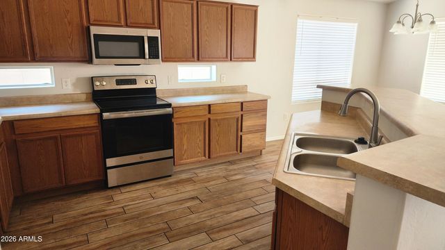 11229 W CHASE Drive, Avondale, AZ 85323