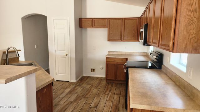 11229 W CHASE Drive, Avondale, AZ 85323