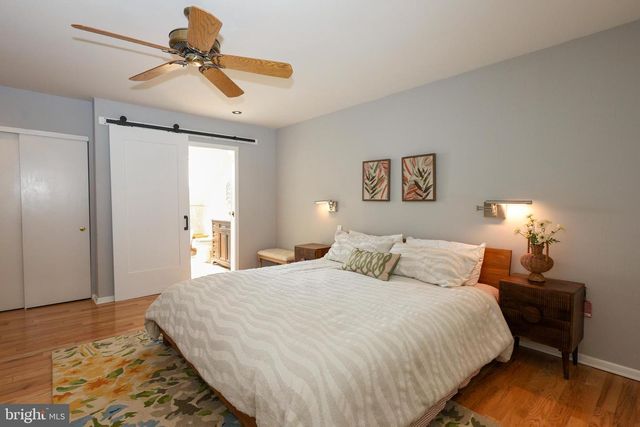 206 DRAKES DRUM DR, Bryn Mawr, PA 19010