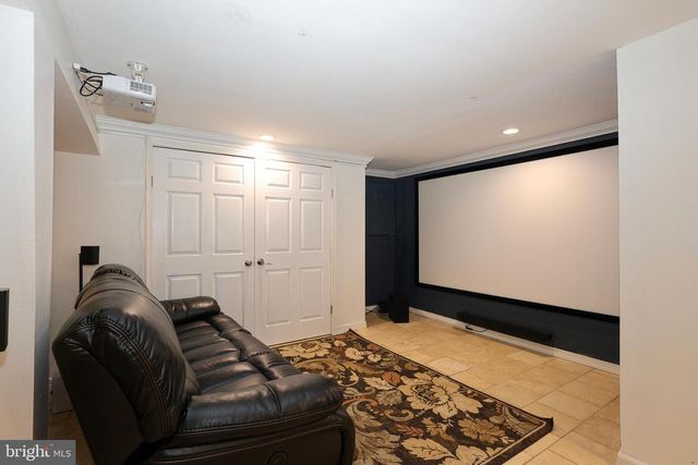 206 DRAKES DRUM DR, Bryn Mawr, PA 19010