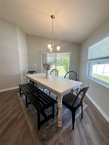 6911 GIDEON CIR, Zephyrhills, FL 33541