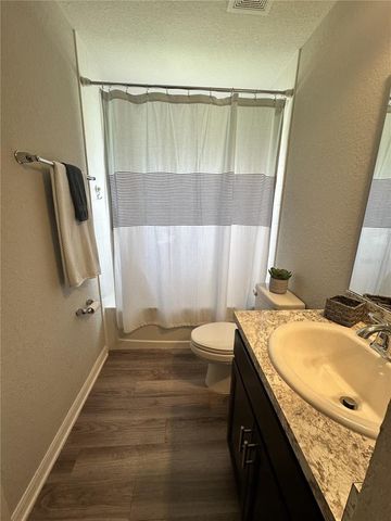 6911 GIDEON CIR, Zephyrhills, FL 33541