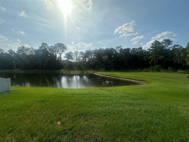 6911 GIDEON CIR, Zephyrhills, FL 33541