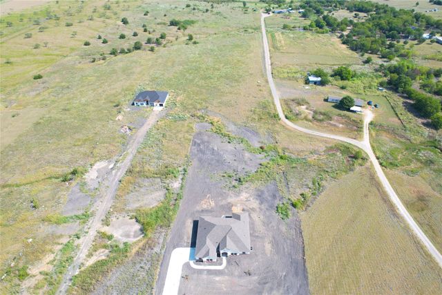 355 GENTRY Road, Ennis, TX 75119