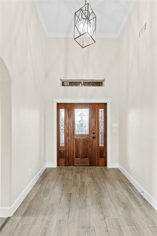 355 GENTRY Road, Ennis, TX 75119