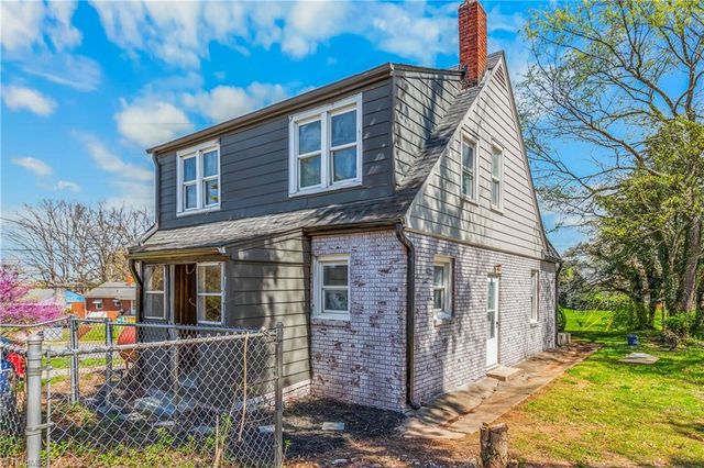 2524 Cherry Street N, Winston-salem, NC 27105