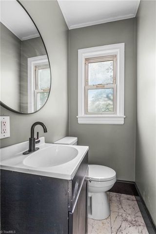 2524 Cherry Street N, Winston-salem, NC 27105