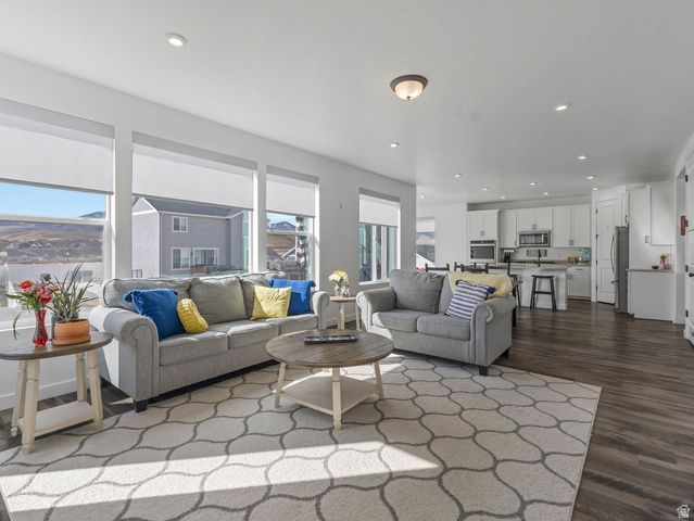 6336 S ECHOMOUNT RD, West Valley City, UT 84081