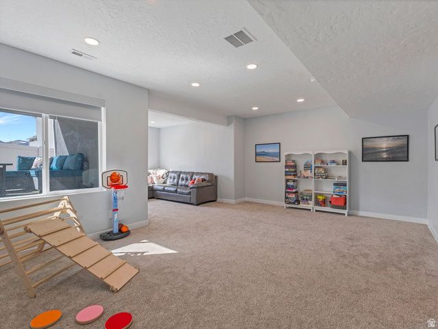 6336 S ECHOMOUNT RD, West Valley City, UT 84081